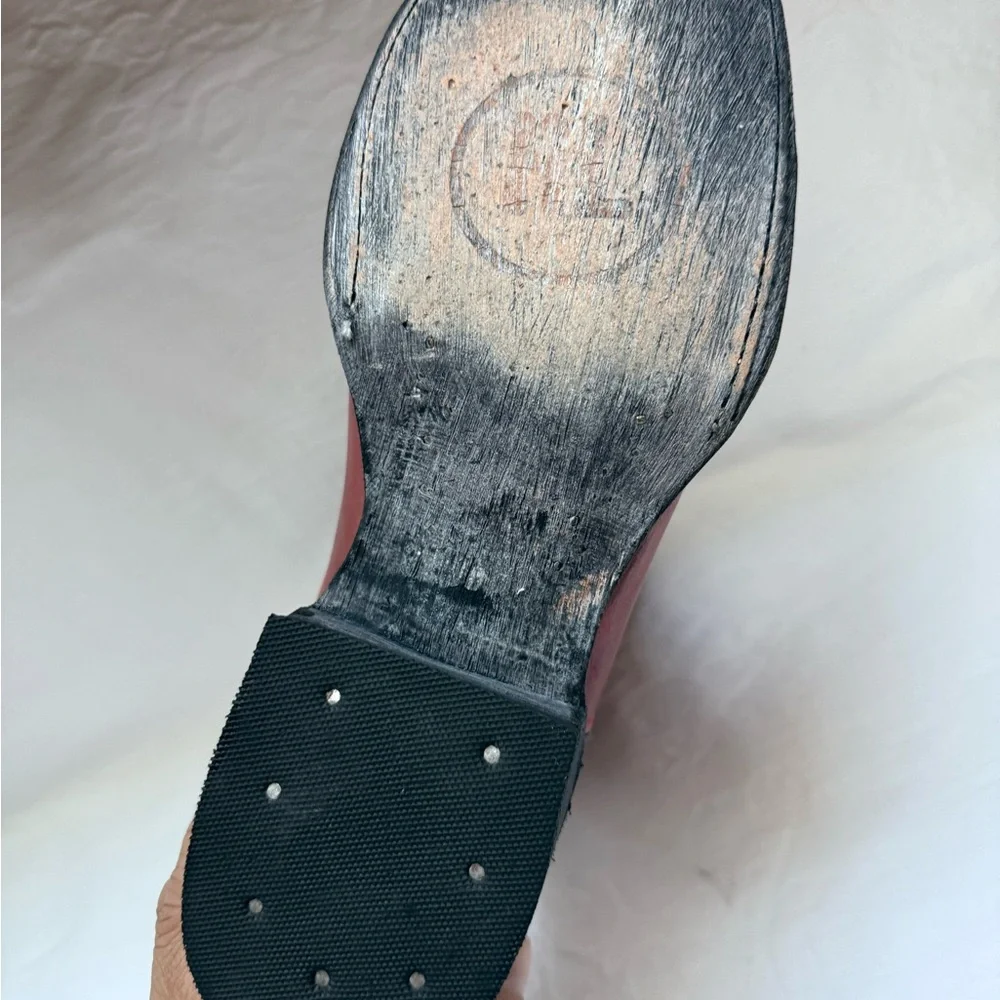 Rockin Leather Red Western Boots with Black Embroidery - Picture 9 of 10